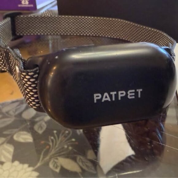 PATPET P680 Lightweight Remote Dog Training Collar - Picture 1 of 8